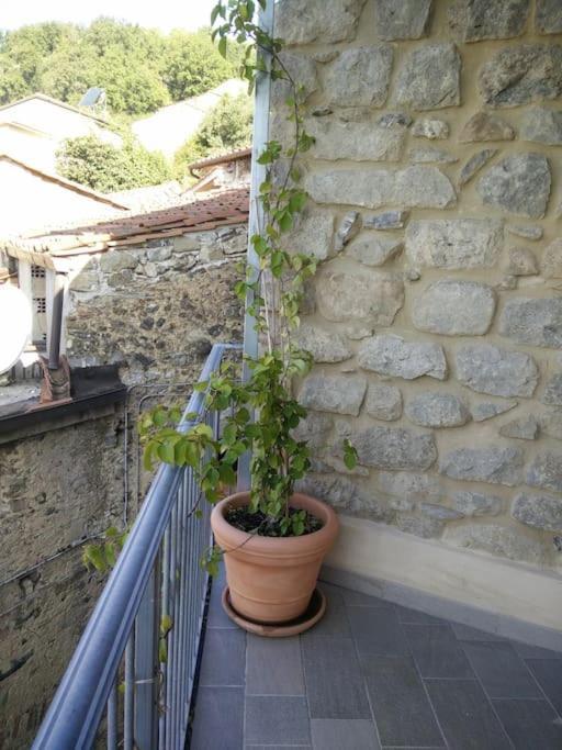 Вилла Casa Torre Con Terrazza Panoramica Futani Экстерьер фото